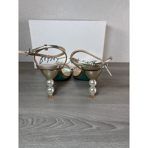 Betsey Johnson SB-JACY Gold Pearl Rhinestone Stacked Heel Sandals Women's 8M - Picture 6 of 10